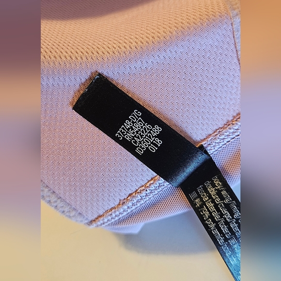 Victoria Sport Knock Out Athletic Bra - Picture 10 of 10